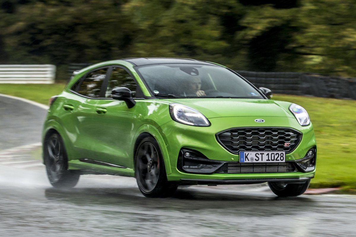 FordPolska's tweet photo. 👉 #FordPolska #STSaturday
▫️A wieczorem porcja emocji z #PumaST i #FordPerformance🏁
W sobotę przyspieszamy od 0 do 100 km/h w 6,7 s😉 https://t.co/pZiND1oDGE