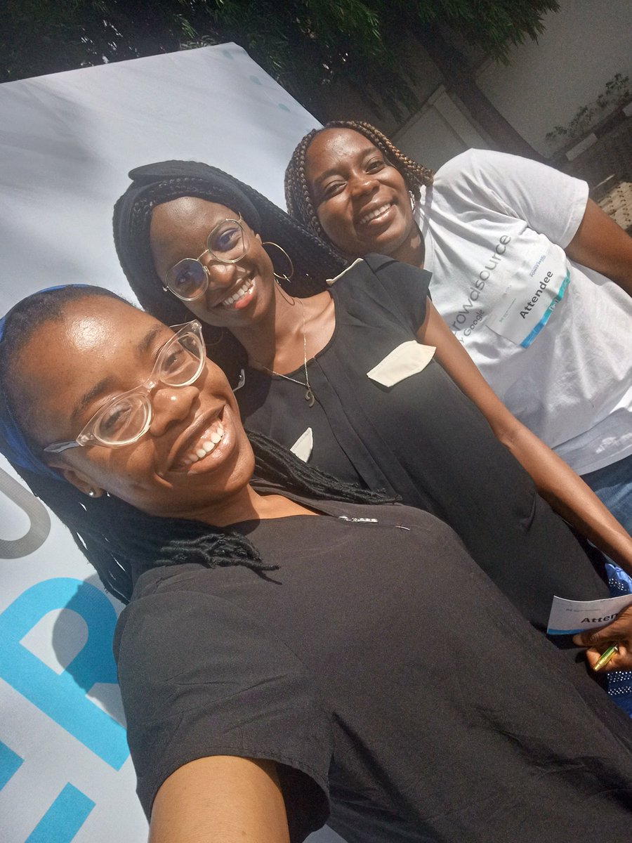 Coding_Happinex's tweet photo. And finally connecting in person with these wonderful Ladies😍
@elegant_tolly I call her our #SCA_Abuja Mummy🤩, @elohho the host 😍she's really good at what she does and @_khaiyraa WTM-ABUJA-AMBASSADOR😍 and @teqessie😍
#iamremarkable
#wtmpowerpanelabuja22
#SSAPowerPanel
#SSAWTM https://t.co/DKjjHBnm22