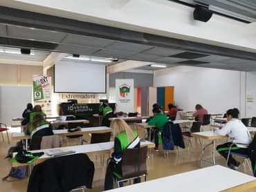 ArcoExtremadura's tweet photo. Hoy se han celebrado las 2 últimas jornadas de Curso de JUEZAS RFETA NIVEL 1 del I+DTX de la @FJyD. Con la colaboración de @Fatimaagudo y Julia Piquer.
Enhorabuena a todas las participantes y gracias por el apoyo. https://t.co/UYZACz7Wb6