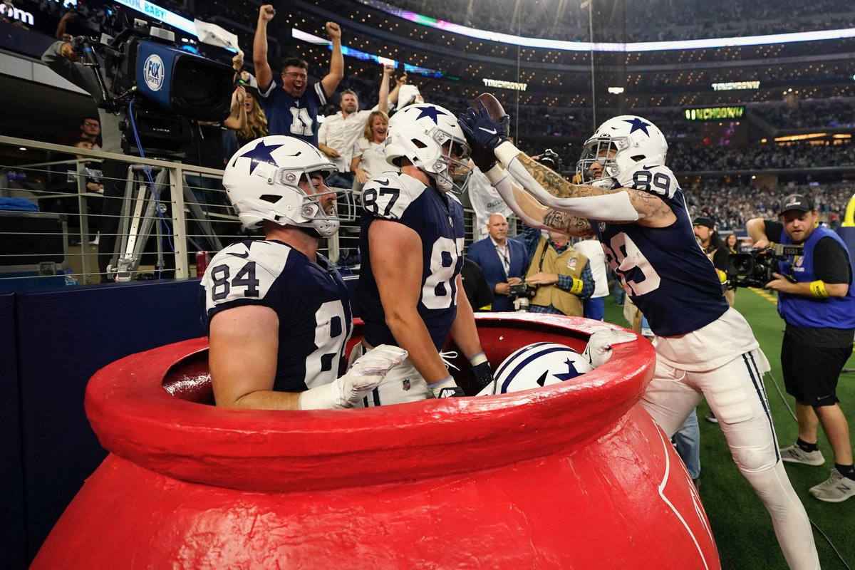 TomPelissero's tweet photo. Pay up, Dak Prescott: The NFL fined #Cowboys tight ends Dalton Schultz ($13,261), Jake Ferguson ($4,895), Peyton Hendershot ($3,944) and Sean McKeon ($4,994) for their Whack-A-Mole celebration in the Salvation Army bucket.

Prescott said teammates would cover any fines. https://t.co/U9JA1VjiGY