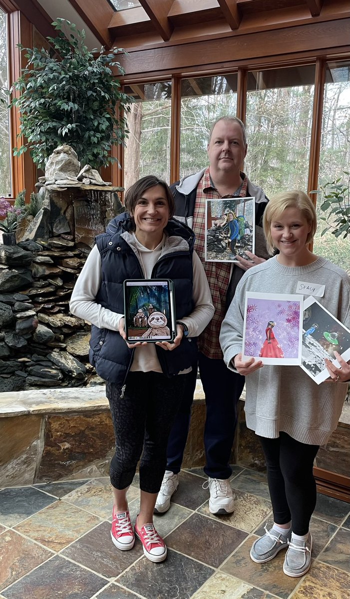 Nordoniaphoto's tweet photo. High school art department on a Saturday outing to learn some new art creating technology #nordoniarocks https://t.co/ceJoQAkDIW