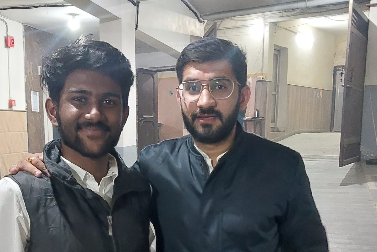 DivonAugustine's tweet photo. Thank you all for supporting Kunal bhaiya @Kunalsehrawat8 (NSUI Delhi State President) and making his campaigns a great success. Please shower your love for him tomorrow. 
Dear voters of Mahipalpur, Kunal Sehrawat is your man.
#Voteforkunal #VoteForCongress #AbAaegaBadlav https://t.co/xOhNX3NHFI