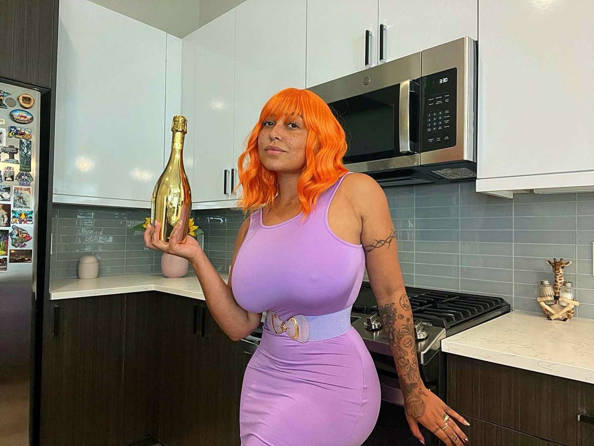 H3nt4i PROJEKT. 🇧🇷 on Twitter: "@ my thic mommy front and back by