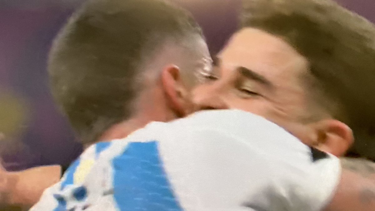 dan_91m's tweet photo. LA ARAÑA QUE PICA! VAMOS JULIAN. VAMOS ARGENTINA CARAJOOO!! https://t.co/8GUDkYBFin