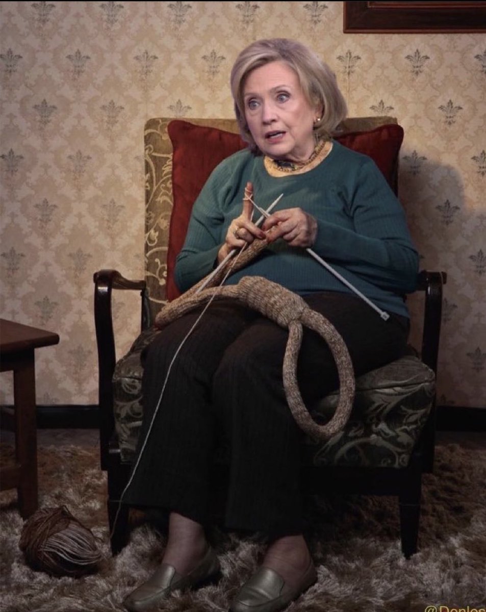 realpatriotrod's tweet photo. Have you been naughty or nice. #clintondeathcount https://t.co/oqDyqTFy8k