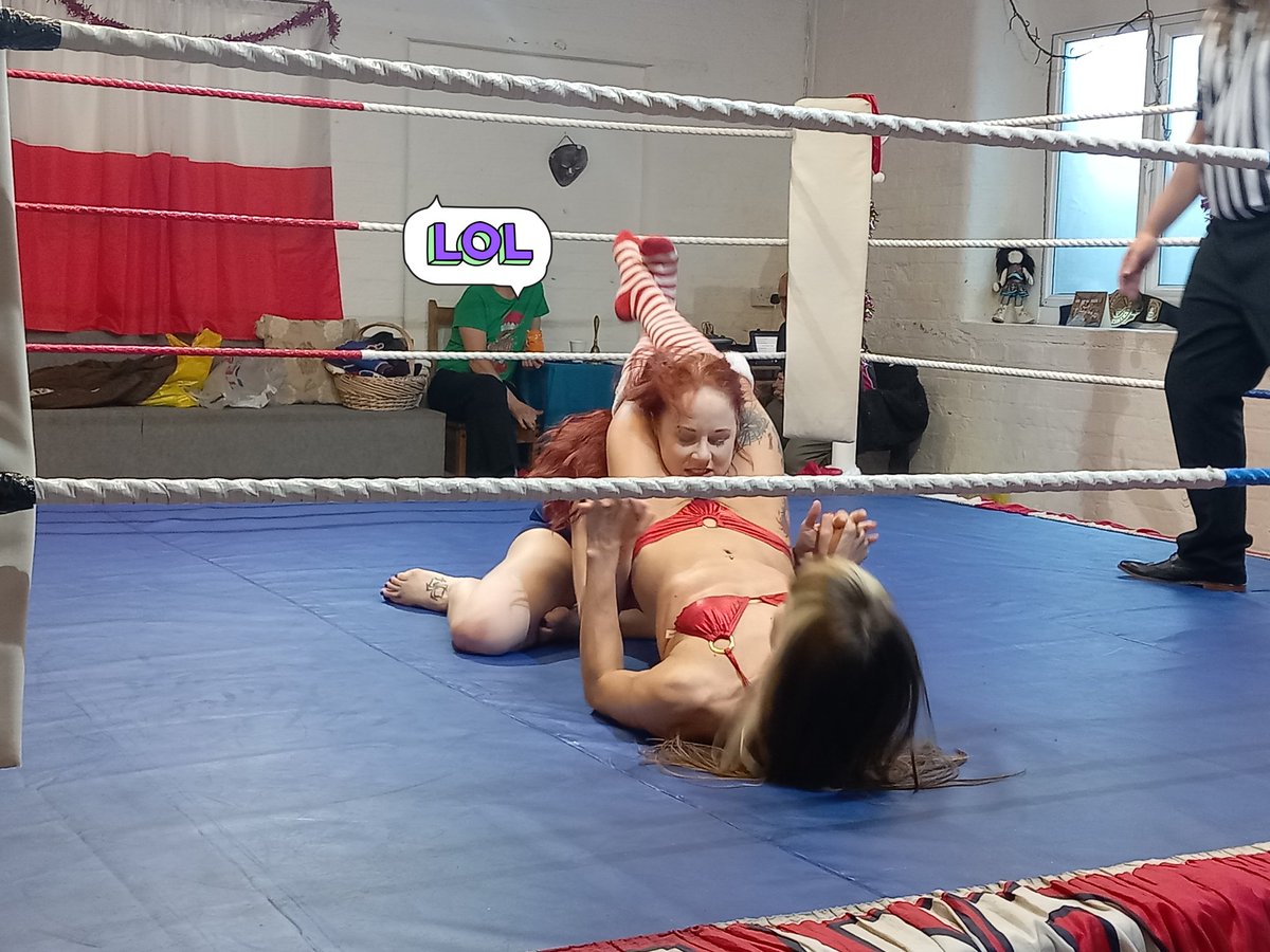 Another great show at @Thewrestlingf11 today. Had fun sessions with @ManchesterGir13 and Sheela Killer, didn't win the raffle but Pippa saved some hotpot for me so a good day all round!