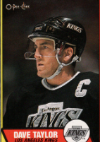hockey_vintage's tweet photo. Happy birthday to former NHLers born ON THIS DAY in hockey history (December 4th) Part 3:

Dave Taylor (67)
Sergei Starikov (64)
Jassen Cullimore (50)

#VintageHockey #NHL https://t.co/3kRESOT2re