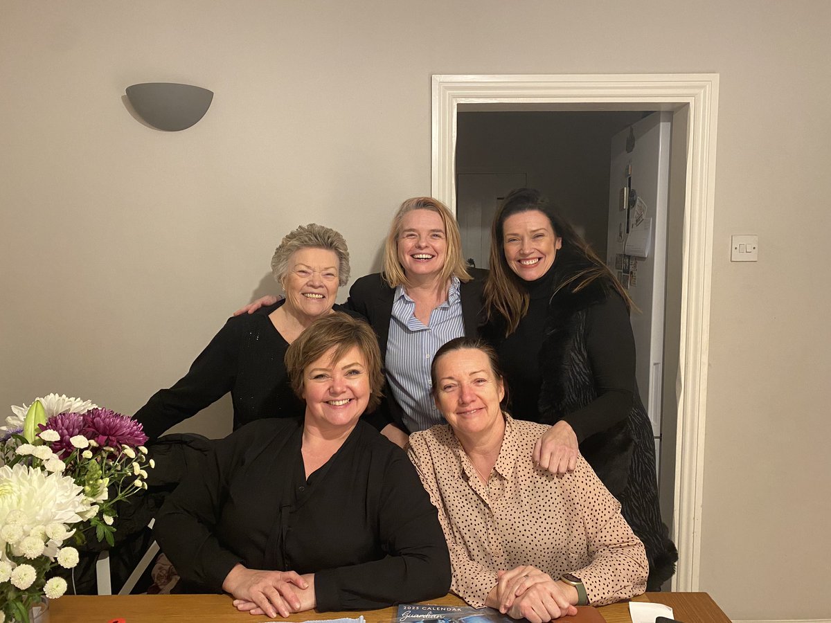 keeleyshell's tweet photo. Out out with best boy and family most of us all together for once 🤭 me mum and sisters together in one photo 🥰🥰🥰🥰🥰🥰🥰🥰
#familytime #funtimes #makeeachmomentcount 💜💜💜💜💜💜💜💜 https://t.co/d5uQQjXCep