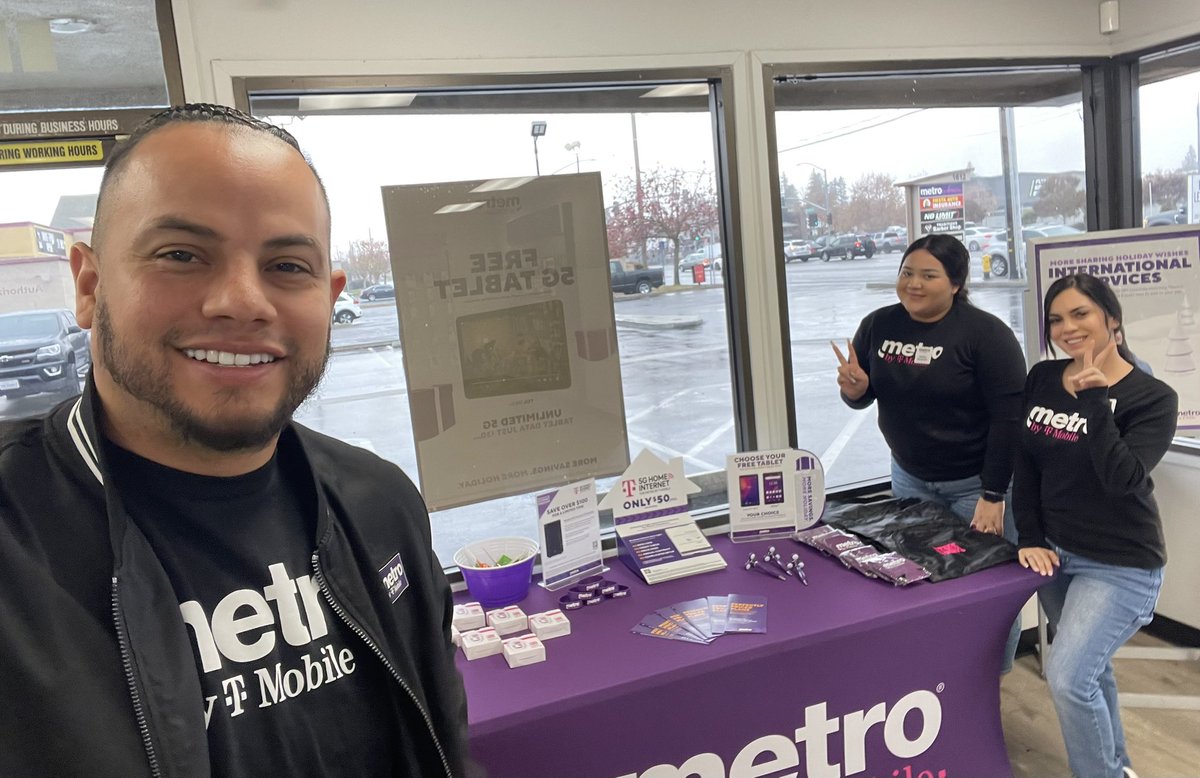 Rain or shine Wireless Company in Modesto is ready to serve our customers @JamesLeeWW @pete_villalba @CoachBookt3 @cemelton23 @_nmontalban @miguel_ram77 @LoveLyNancyK