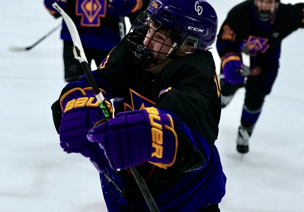 YouthHockeyHub's tweet photo. BHS 
Champions Cup 

FINAL: Cretin-Derham Hall > Eden Prairie (2-1 OT) 

CDH: N. Charlton (2) 
EP: Saterdalen 

CDH freshman Nate Chorlton (pictured) picks an excellent time for his first two high school goals, including the OTGWG to give the Raiders their first win of the season https://t.co/pE11o9n0g4