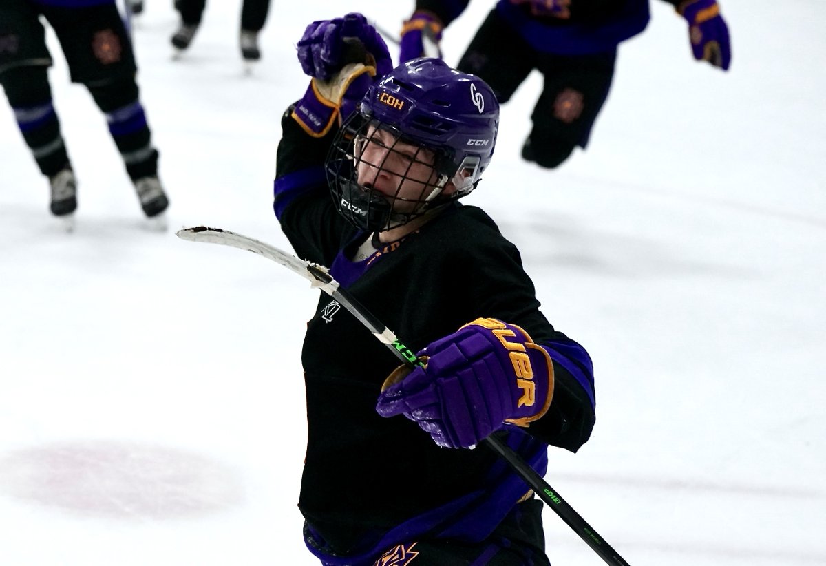 YouthHockeyHub's tweet photo. BHS 
Champions Cup 

FINAL: Cretin-Derham Hall > Eden Prairie (2-1 OT) 

CDH: N. Charlton (2) 
EP: Saterdalen 

CDH freshman Nate Chorlton (pictured) picks an excellent time for his first two high school goals, including the OTGWG to give the Raiders their first win of the season https://t.co/pE11o9n0g4