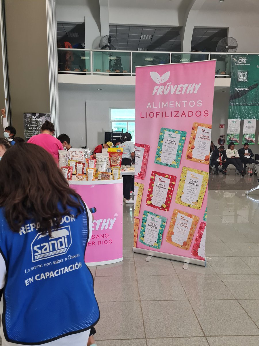 CoparmexOaxPdta's tweet photo. Empresas @Coparmexoaxaca comprometidas con la Educación participan en el "1er Foro de Educación Financiera y Emprendimiento Infantil" que organiza @MunicipioOaxaca por una #CiudadEducadora

#Oxxo
#Sandi
#Fruvethy https://t.co/FGoWxeTGhI