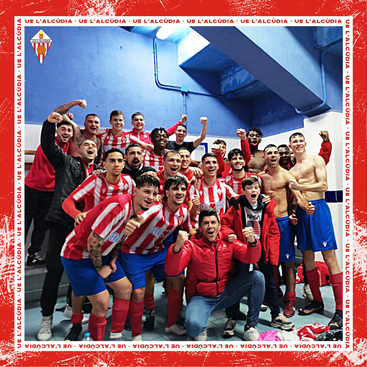 𝗣𝗿𝗶𝗺𝗲𝗿 𝗘𝗾𝘂𝗶𝗽 🔴⚪ 𝗘𝗟𝗦 𝗔𝗥𝗖𝗦 𝗘́𝗦 𝗨𝗡 𝗙𝗢𝗥𝗧𝗜́ 🏟🔒 Nova victòria a casa (1-0). 17 punts de 21 possibles a casa i els nostres segueixen en dinàmica ascendent. 𝑵𝒐 𝒑𝒂𝒓𝒆𝒎 𝒏𝒊 𝒑𝒂𝒓𝒂𝒓𝒆𝒎 👊 🅐🅜🅤🅝🅣 🅤🅔 🅛'🅐🅛🅒🅤́🅓🅘🅐 💪❤🤍

⚽ Mario