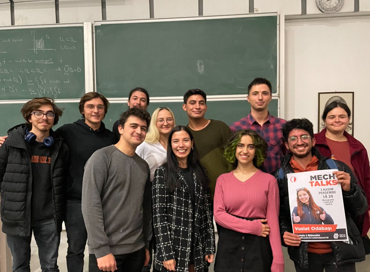 OdabasVuslat's tweet photo. Sevgili ODTÜ,hayalimdeki üniversite, öğrencisini ayrı sevdiğim, Devrim'ine ayrı doyamadığım yer❤️ 
@metumech ile yaptığımız söyleşide birçok fotoğraf çektirmiştik. Acaba tivitin altına birkaçı gelir mi ki? Hadi ben perdenin arkasındaki mükemmel ekip ile başlayayım😎🏎️
#odtu #metu https://t.co/NAfnNvS6tX