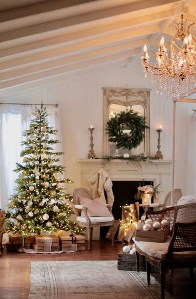 luciangels_com's tweet photo. 🎄✨❄️  Just a little Christmas spirit ❄️✨🎄
.
Post  Country Cottage 
.
Photo's: @pinterest 

#christmas #pinterest 
#Autumn22 #december #freeshipping #nyfw 
#usa #unitedstates #instagram #girls
#FashionPhotography #Accessories #fashionista
#bottoms #fb #follow #gettiimage https://t.co/kSHE27rxHG