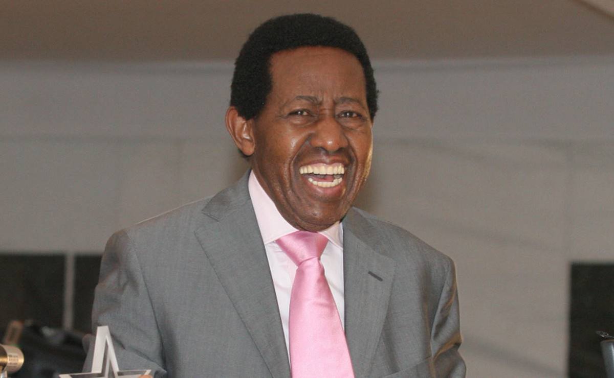 Que en paz descanse el Rey Pele, estamos devastados raza 😭
