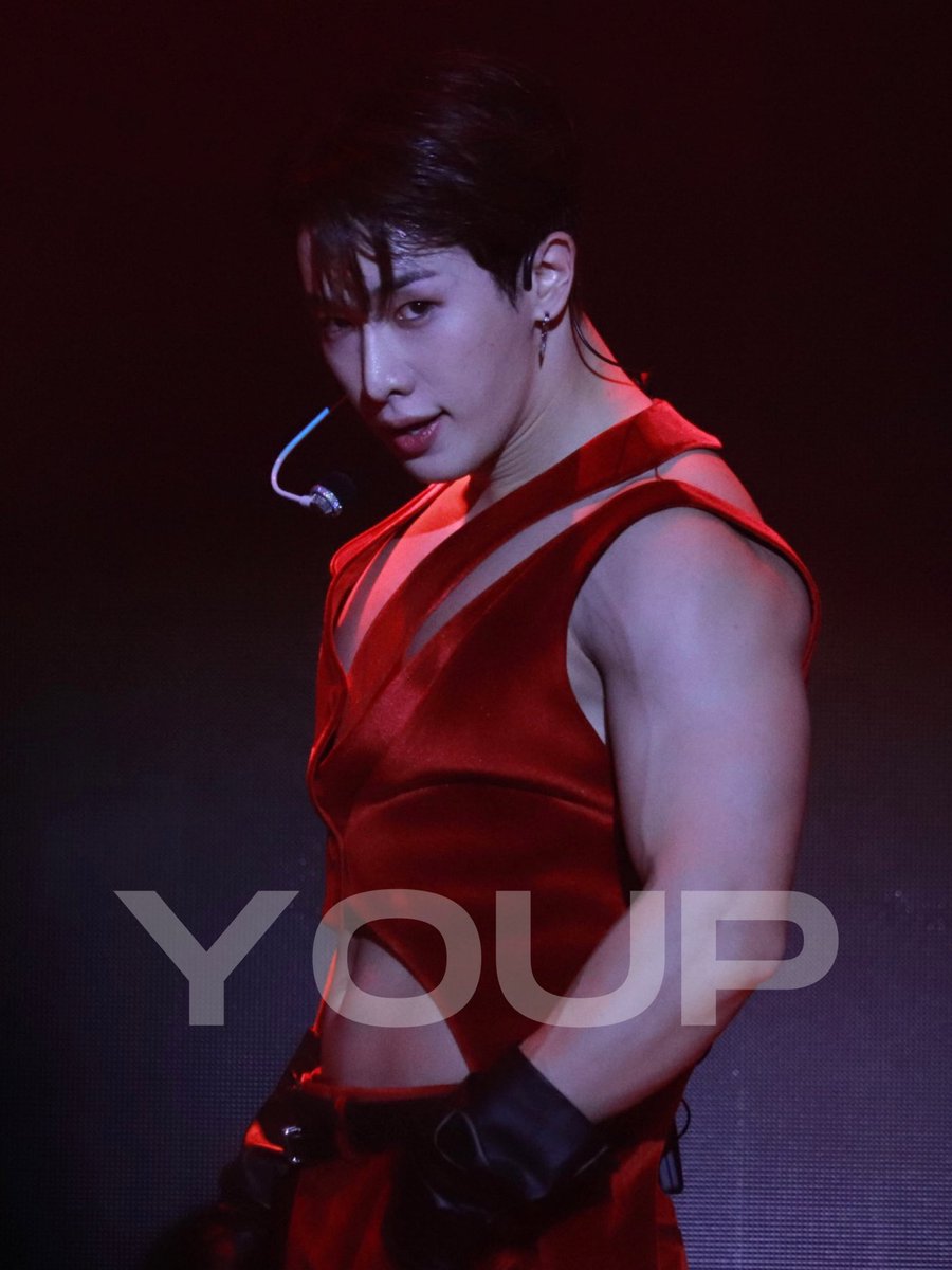 navi wonho's love 🚻 tweet media