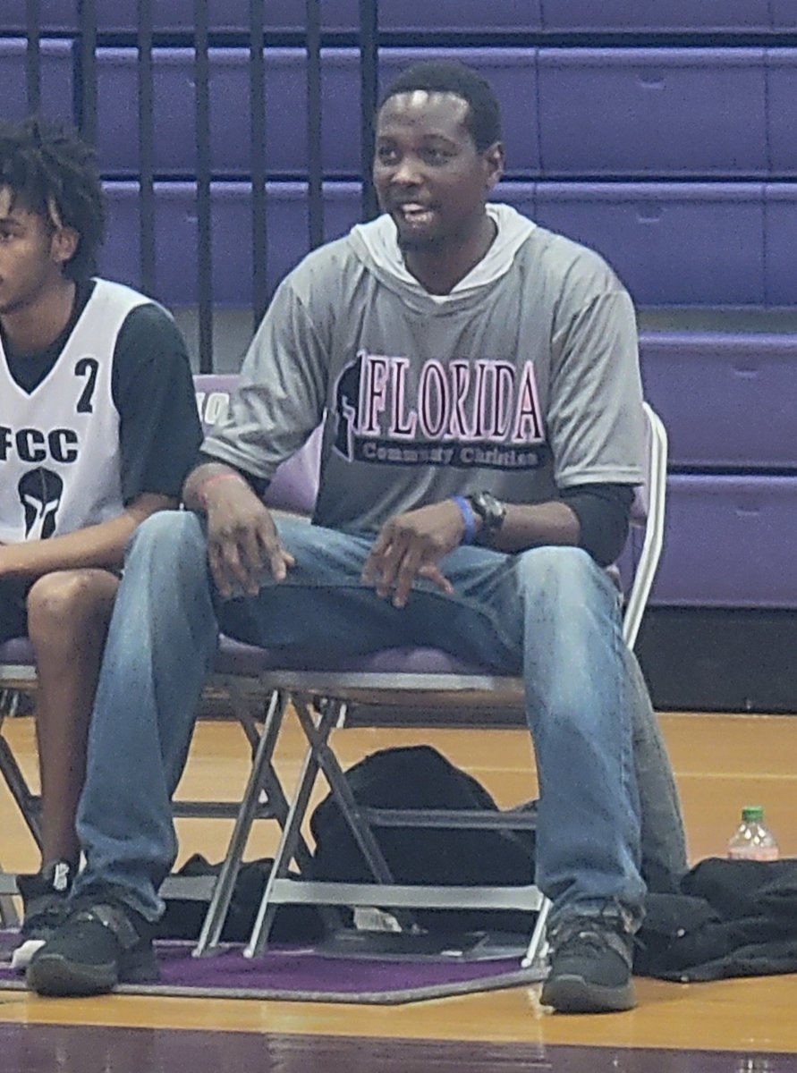 (Coach Knight) tweet media