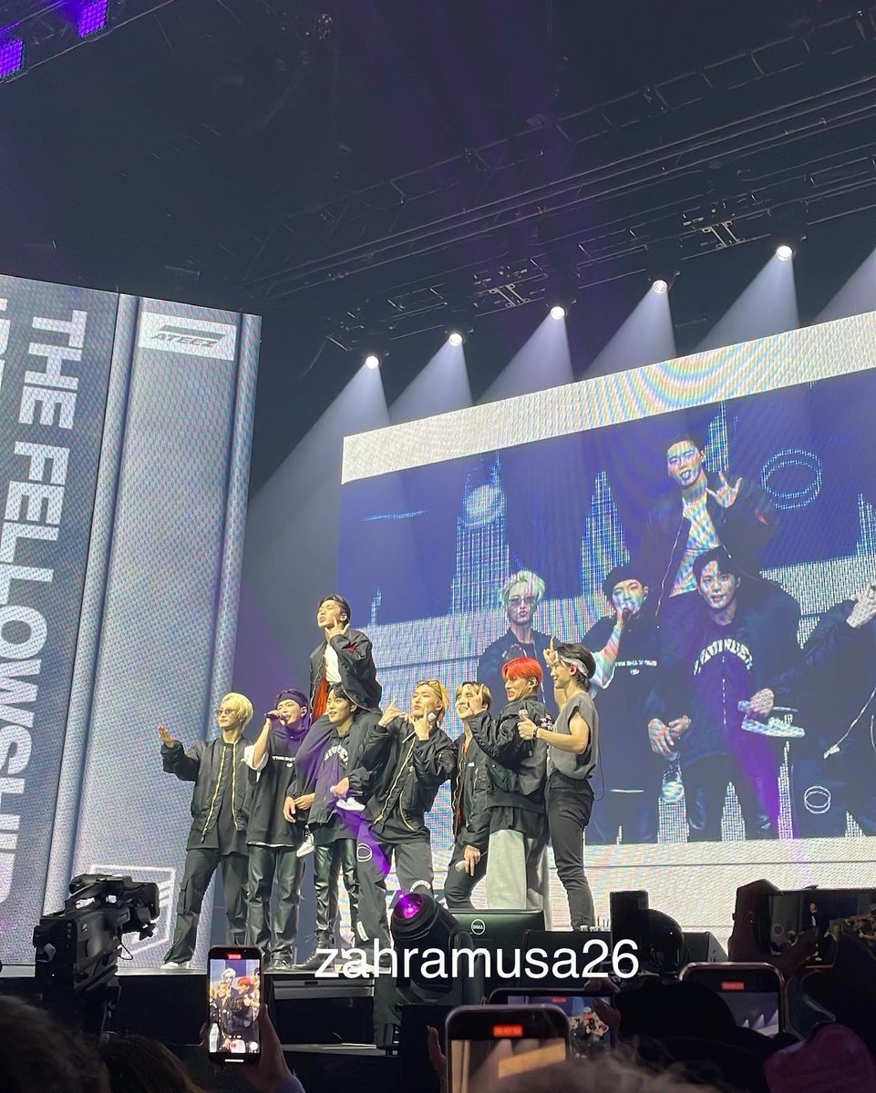 zazazarzar's tweet photo. Random pics and my god are they unreal irl
#ateezincanada #ateezinhamilton #ehtinypresent #ehteezpresent #ehteez https://t.co/G7jNqpWtsw