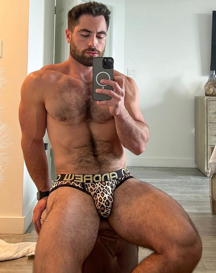 andrewchristian's tweet photo. Be THE FIRST to know about our new styles!

Sign up for our emails now!
https://t.co/DgjKGvga46

Model: roy3t (Insta) https://t.co/4tX2KsFQds