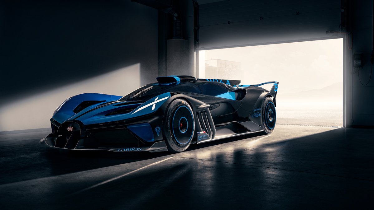 Miami_Living's tweet photo. Bugotti Bolide - The Ultimate Driving Experience. The most extreme, uncompromising, fastest and lightest vehicle concept in the company’s recent history. #Bugotti #BugottiBolide #MiamiLivingMagazine https://t.co/310NPIitVp https://t.co/RcB1EKbthF