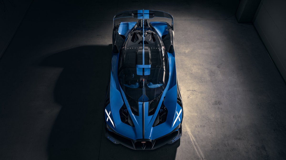 Miami_Living's tweet photo. Bugotti Bolide - The Ultimate Driving Experience. The most extreme, uncompromising, fastest and lightest vehicle concept in the company’s recent history. #Bugotti #BugottiBolide #MiamiLivingMagazine https://t.co/310NPIitVp https://t.co/RcB1EKbthF