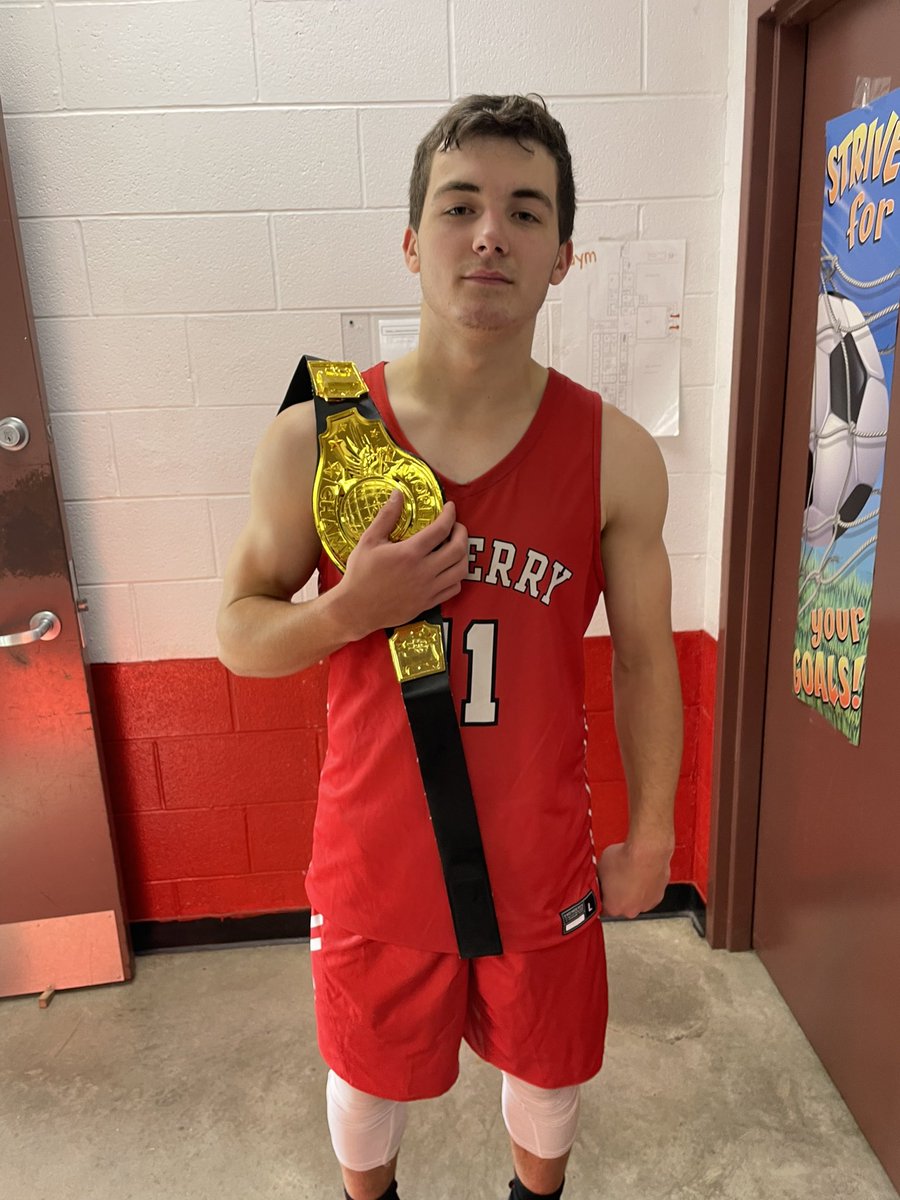 Boys bounce back vs Winfield to win 3rd place in the Winfield Tournament 61-50 to move to 4-2. Our Heavy Weight Champ of the Game was Kaden Kinsler finished with 29 after a 21 point first half. Dashaun had 12 and Evan 7! But a great overall team win!