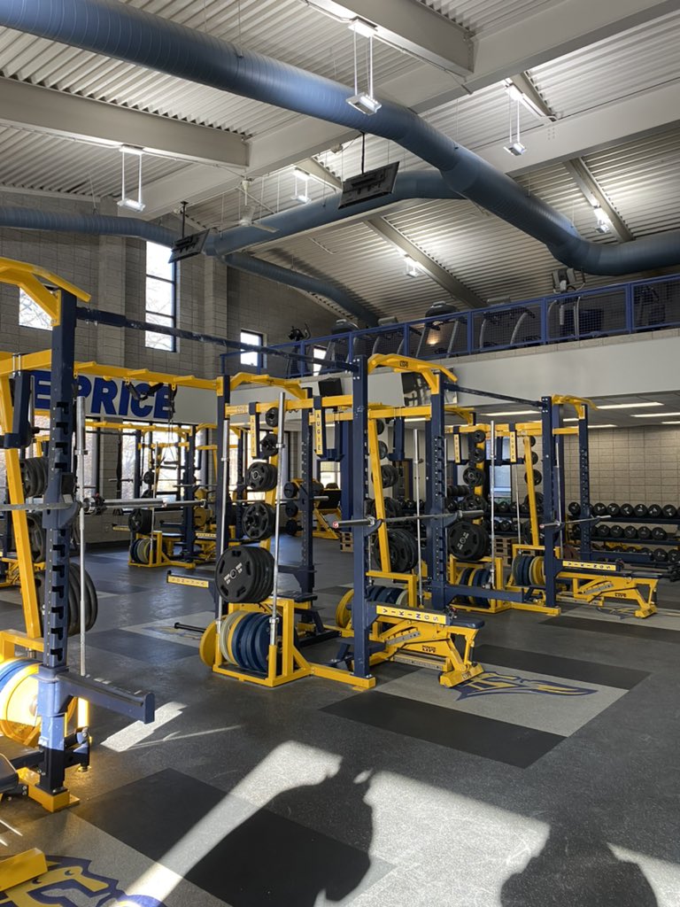 Had a great time today visiting <a href="/AugieILfootball/">Augustana Football</a>. Thank you to <a href="/FBCoach_Jones/">Keegan Jones</a> for taking time to show me around today. Loved the campus and everything there! Thank you to <a href="/Coach19Bell/">Stephen Bell</a> for talking to me about your vision for Augie football.