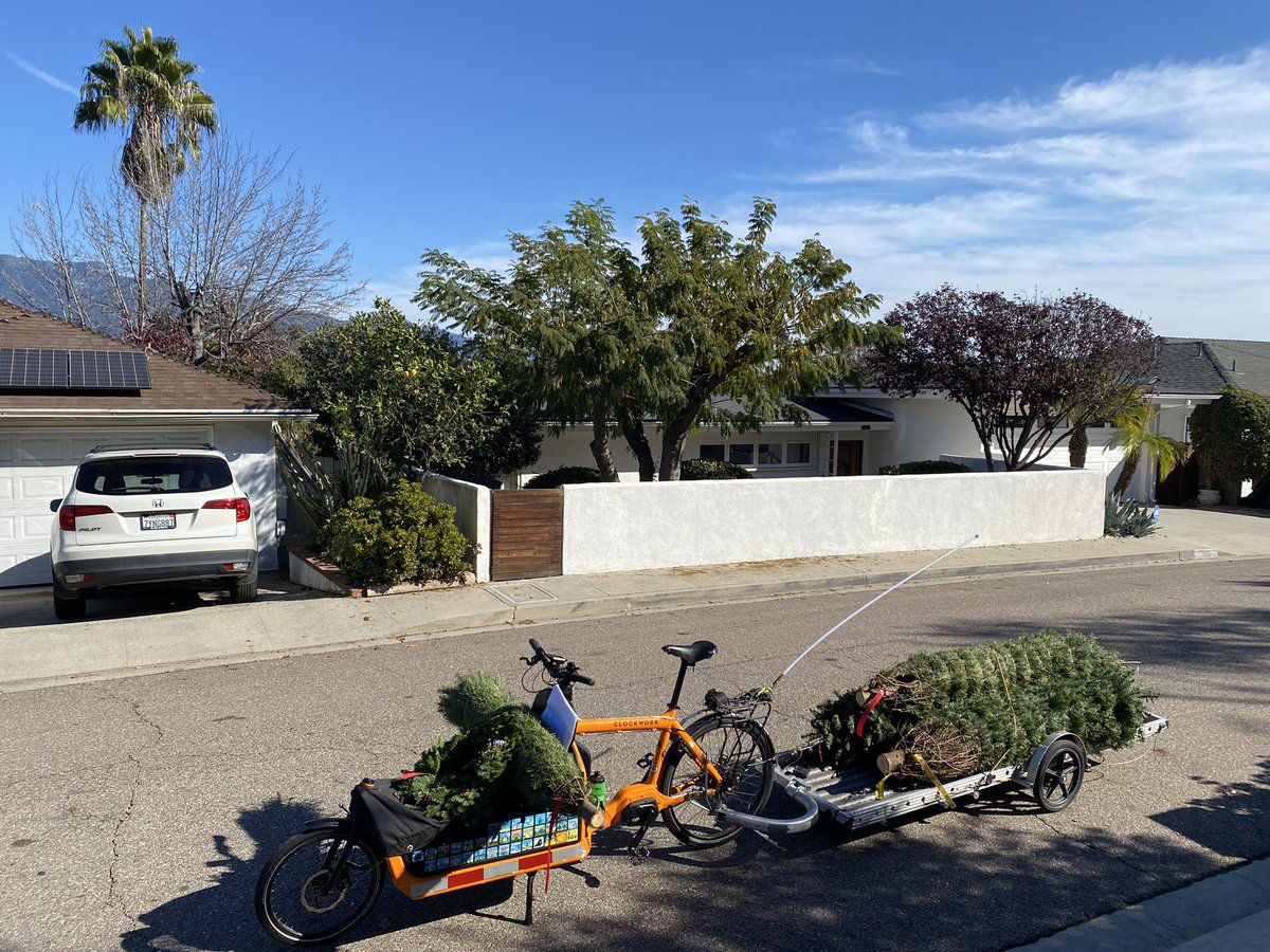 Tis the season to deliver Xmas trees by e-cargo bike! 🎄⚡️🚲 19 trees, 7 wreaths, and 3 garlands delivered as part of an annual holiday fundraiser to send 5th grader public school students to science camp. #CargoBike #BikeLA #LarryvHarry  #GoSGV #ebikeSGV #bikeCA