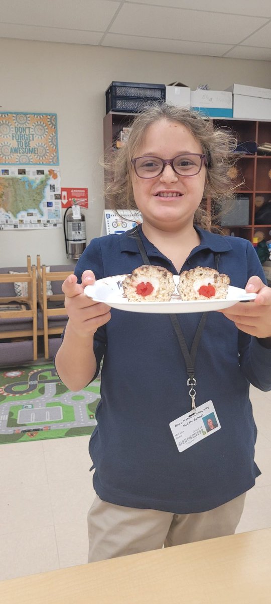 brcms128's tweet photo. Layers of the Earth.. Edible Earth Experiment  @brcms128  @PrincipalLee3  @Santolin_BRCMS  @jpribell1  @CobraAP_Greene  @petillo_cynthia  @BocaRatonMiddle  @MsKarl_BRCMS https://t.co/tLusnXk9QS