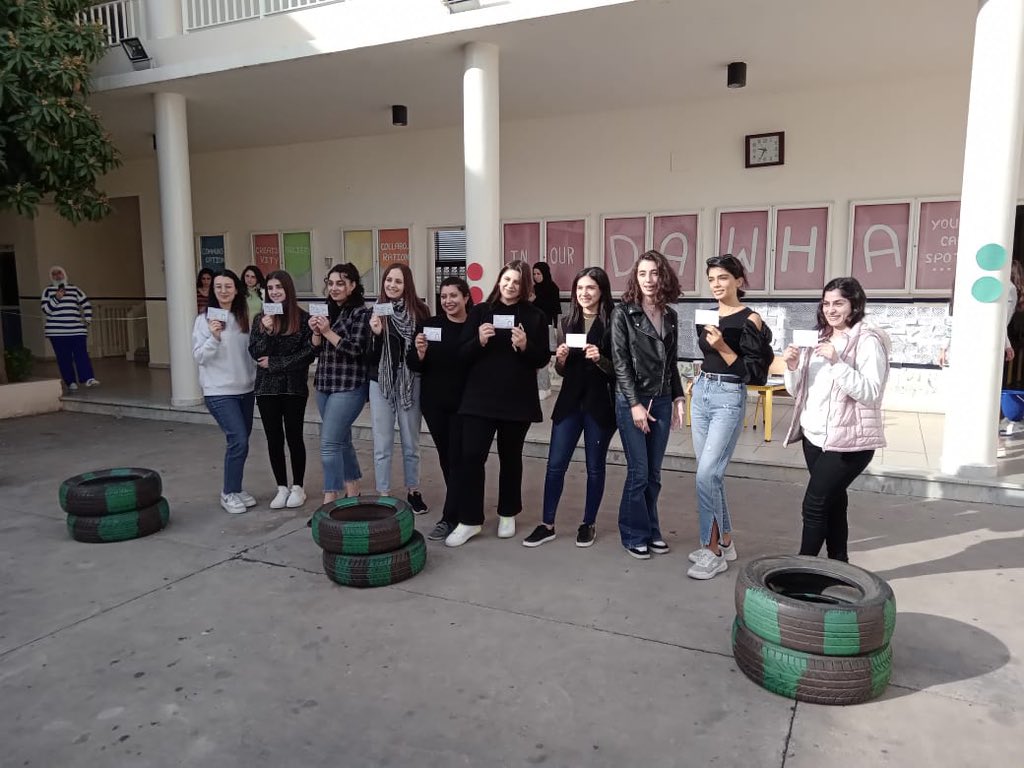 KaissiSara's tweet photo. A sneak peek of the amazing and professional workshop today.🫶🏻
#workshop #ubd #ICT #UnderstandingbyDesign
@FThaalby
@makdawhaschool https://t.co/4dIizgKwOP