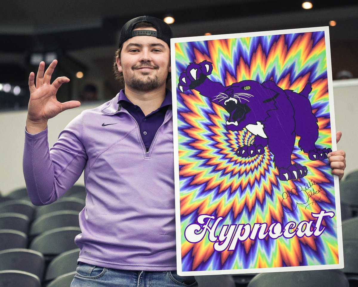 kstatesports's tweet photo. Hypnocat Champs ✨ https://t.co/BYtCsax9VN