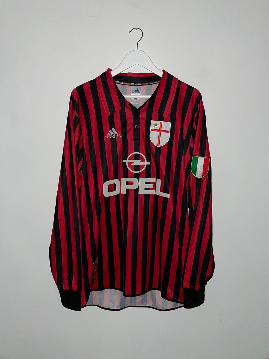 Player Issue 1999/00 Centenary AC Milan shirt. LEONARDO #18 An