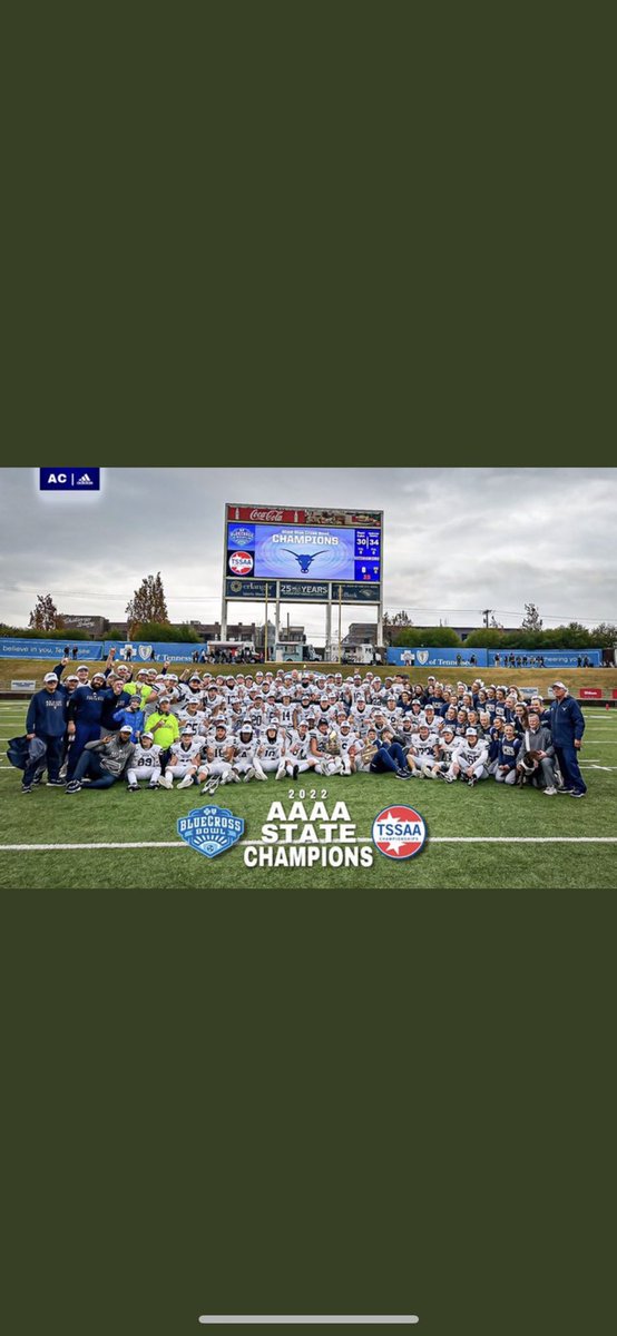 BrysonVowell's tweet photo. Memories that will last a life time! Thank you @ACMav4Life for the best 4 years of my life❤️#StateChamps🏆#14out https://t.co/H93FaMhYsR