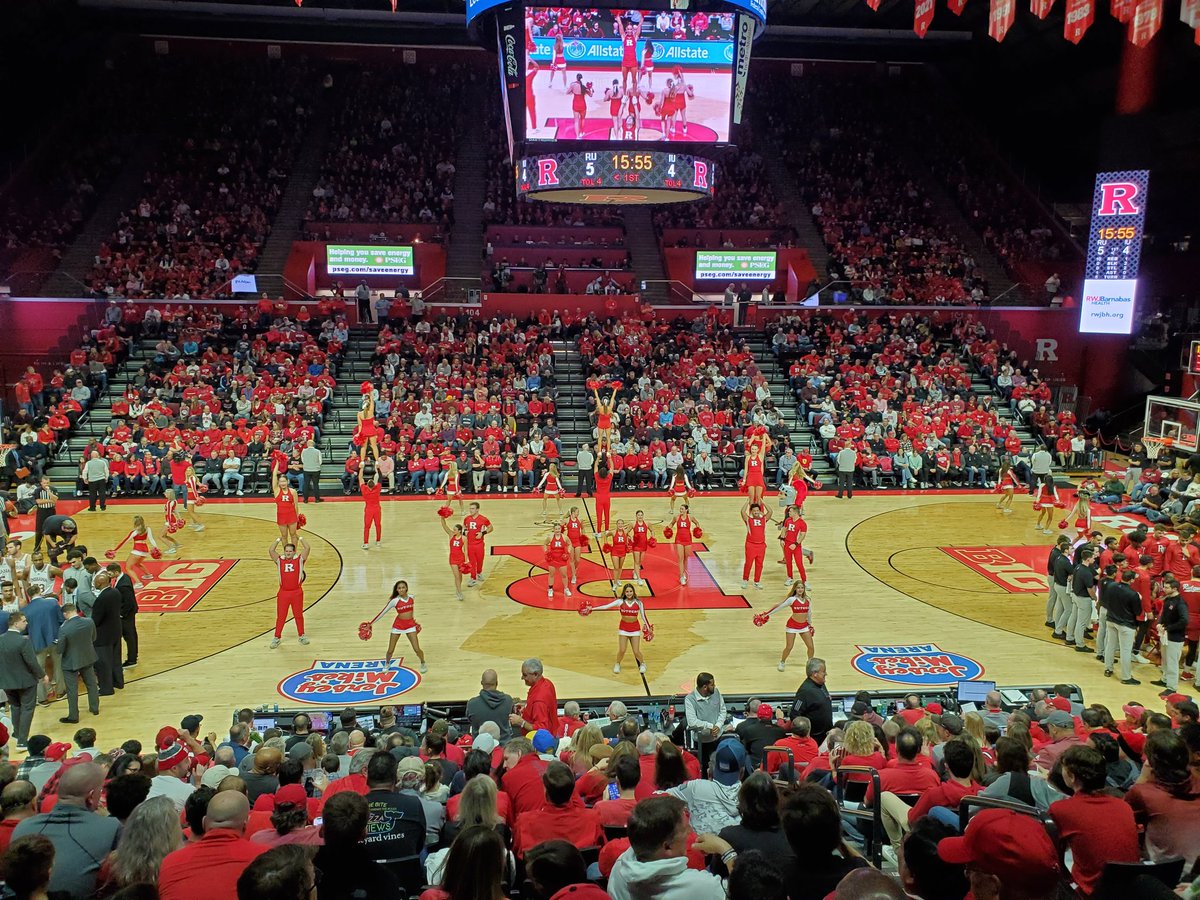 AjitBPai's tweet photo. Thank you @KnightSociety_ and @DaveAnderson100. Seats are amazing. Nothing beats being a Knight Society gold member. https://t.co/NbCCzioHUg