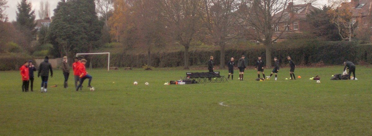 grebo1972's tweet photo. (1/7) Football Ground No.424 - #BeestonFields Recreation Ground Saturday 3rd December 2022
@NottsSeniorLge #DivisionTwo #AJSports 2 v 2 @BlidworthRed #NonLeague #football #groundhopping #Nottinghamshire #Beeston #Nottingham @67_balti https://t.co/yHTaB67llj