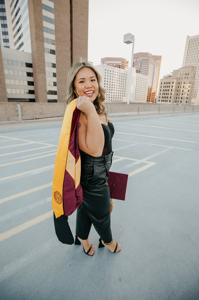 hoeiram's tweet photo. officially a master of my craft 📱

excited to share i’m receiving my MS in Digital Audience Strategy from @Cronkite_ASU 🎓🤓

also proud to add i completed this 2 year program in 1 year while working in #SMsports full time 🤪 https://t.co/9BqhxgDbng