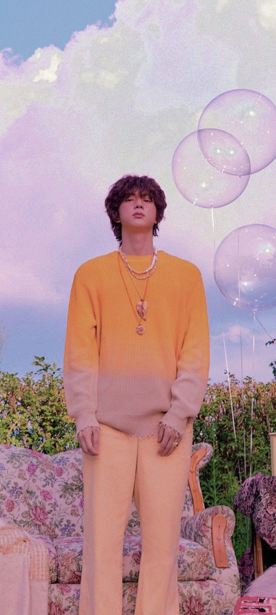 Sunshinee_0518's tweet photo. Happy birthday world wide handsome. 
You are such an amazing person . Thank you for everything. Wish you a happy &amp; healthy life. I love you ❤️🫰🏻
#HappyJINday #JINDAY #WorldwideHandsomeDay #JinDay2022 #HappyBirthdayJin #KimSeokjinDay https://t.co/8pdfP3Ro2n