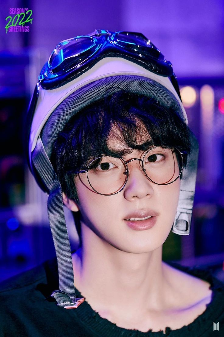 Sunshinee_0518's tweet photo. Happy birthday world wide handsome. 
You are such an amazing person . Thank you for everything. Wish you a happy &amp; healthy life. I love you ❤️🫰🏻
#HappyJINday #JINDAY #WorldwideHandsomeDay #JinDay2022 #HappyBirthdayJin #KimSeokjinDay https://t.co/8pdfP3Ro2n