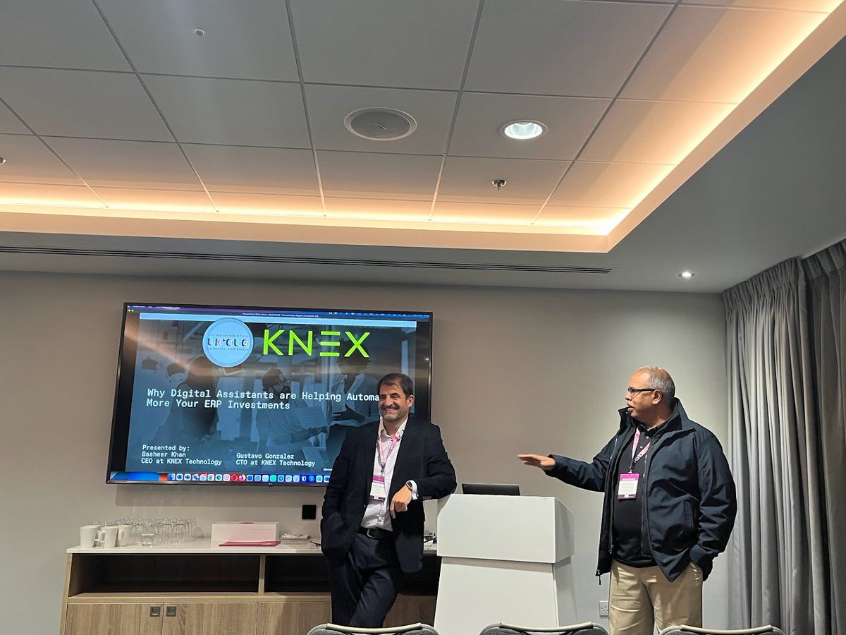 sai_penumuru's tweet photo. One of the best sessions from #UKOUGBreakthrough22 Explained all about Digital Assistance in 45 mins. #SimplifyTheComplex @bkhan @ggonza4knex @oracleace @oracleugs @knextech https://t.co/RoyWEqt7EX
