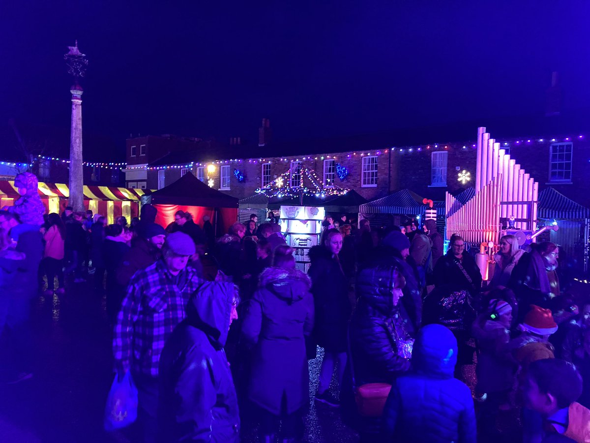 DifferentL's tweet image. Brilliant (but wet!) day in Wainfleet with the #FestiveFabuloso roadshow. Big thanks to everyone who came and supported 🙏🏼