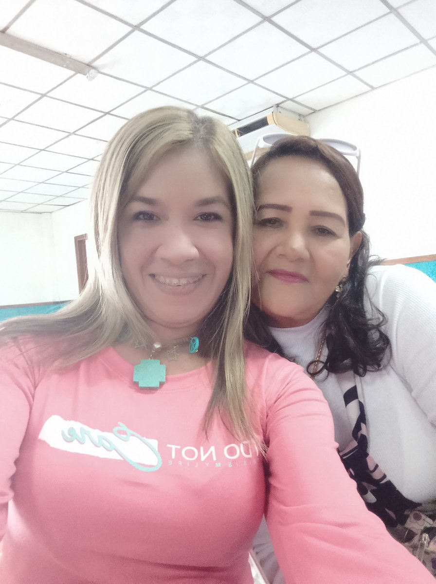 AlejandCall1680's tweet image. #03Nov22 Compartir en familia es lo más bonito de esta época de Navidad aquí con mis grandes compañeras Acción Democrática