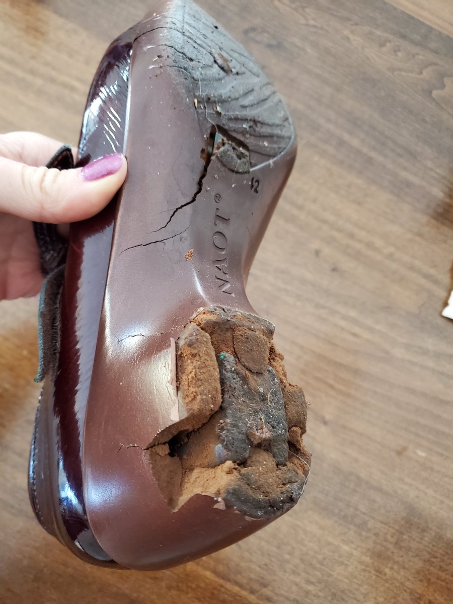 JulieJaggernath's tweet photo. @LouiseAkuzawa @naot_n_america Oh my gosh!! Happened to mine last night! I didn't wear mine during covid either, but all of my other shoes that I haven't worn in 3+ years are still perfectly fine. Your pics look like my own😭Are my other #naot shoes still safe to wear? @naot_n_america https://t.co/IFqc2429pv