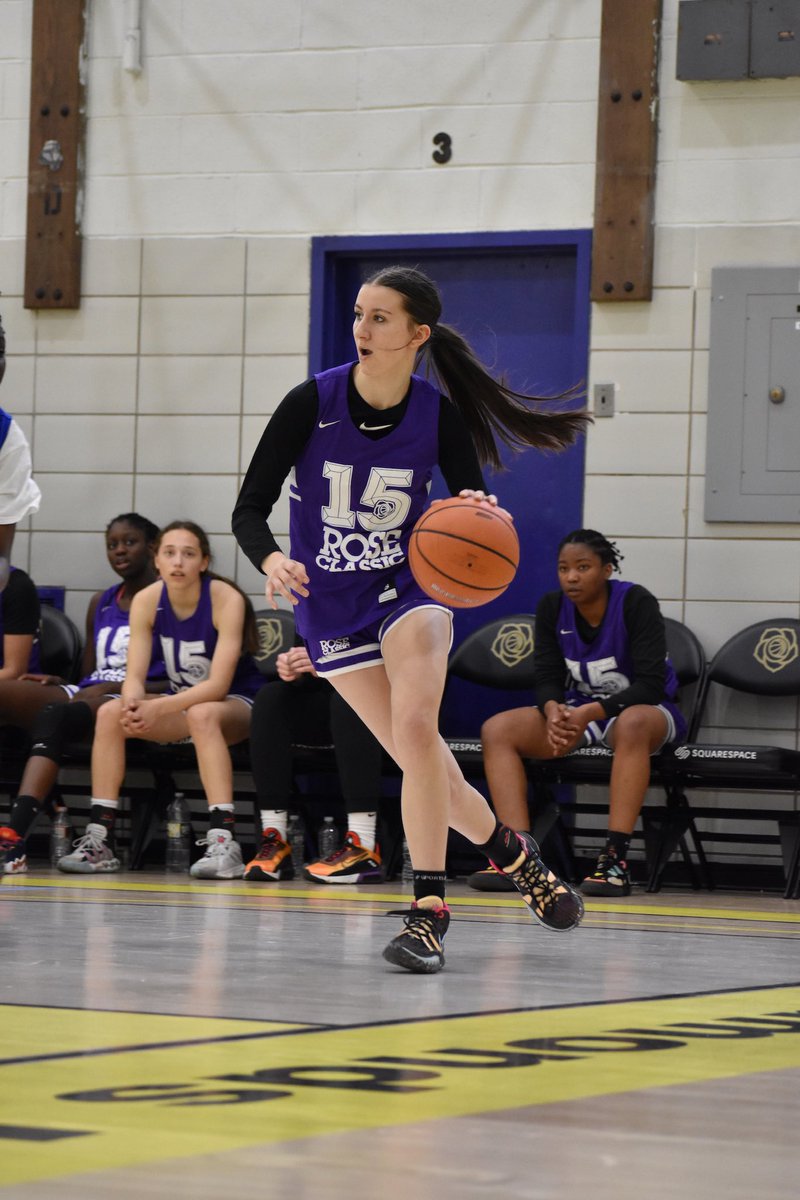 🪣Biggest Buckets🪣
(Scoring Leaders) 

PSA 🆚St. Andrews 

PSA: 
Ines Goryanova || 19 📸
Janeya Grant || 10
Kelian Cedano || 9

St A’s
Maysen Hill || 11
Kaleigh Valle || 11
Emma Arca || 10