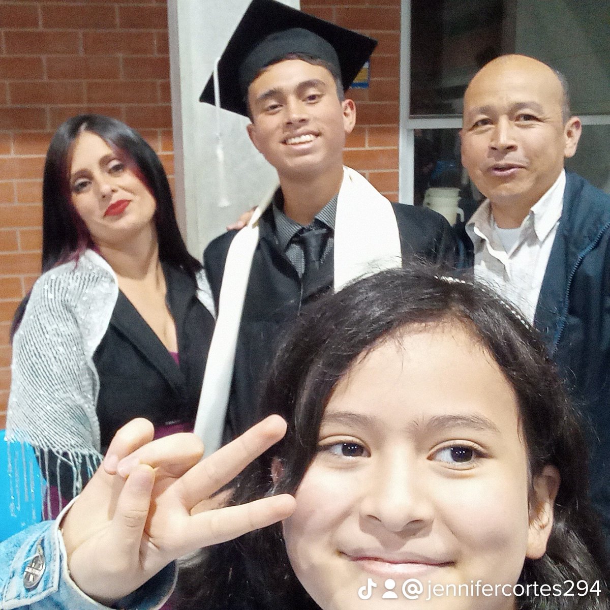 Cortesjeniffer2's tweet photo. #NuevaFotoDePerfil https://t.co/5oHVqhN8PT
