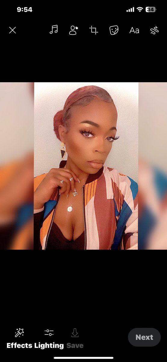 BeautyzGeek's tweet photo. Vibe so crazy you’ll fall in love on accident https://t.co/rFseG6InBv