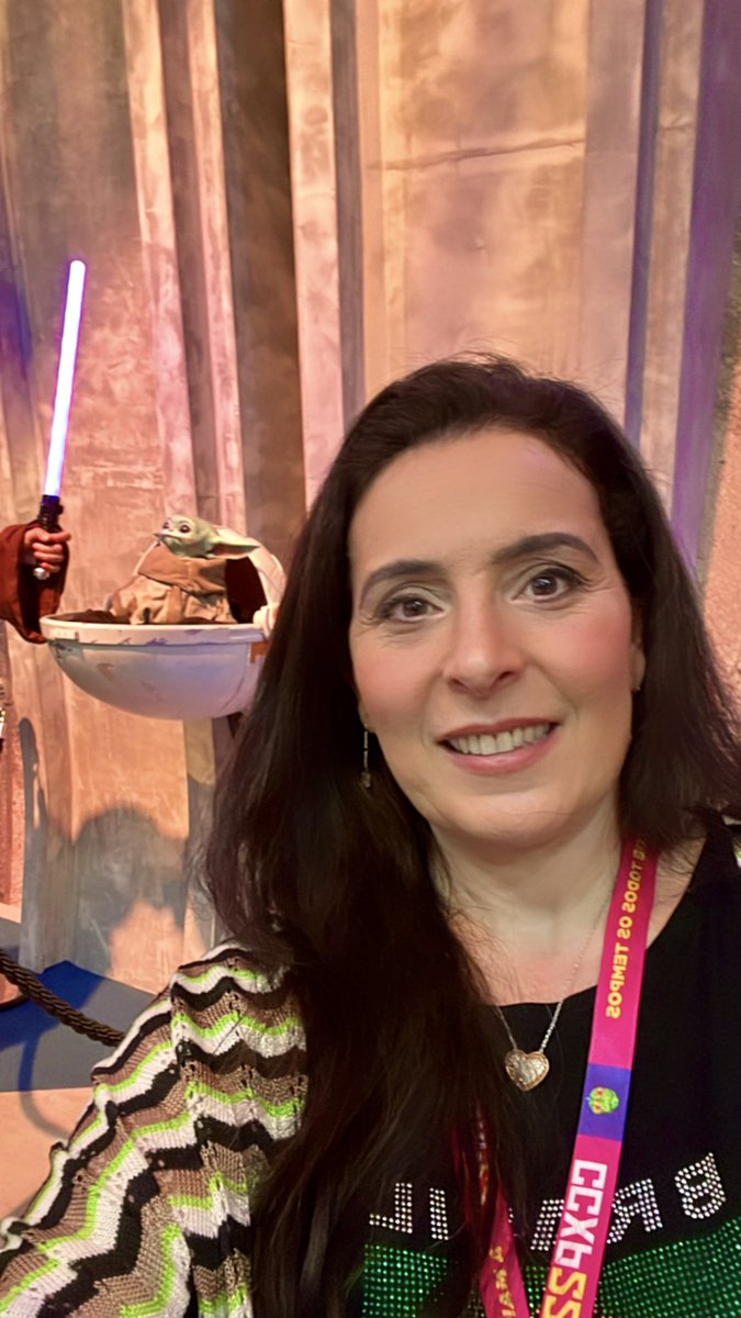 Claudiamucha's tweet photo. DO or DO NOT. There is NO TRY!

1a CCXP pós-pandemia!! 

#CCXP #epico https://t.co/VAy28u30q5