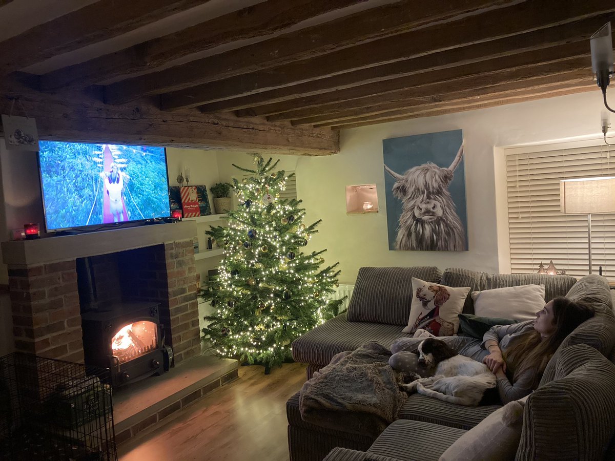 ben_cooper10's tweet photo. It’s officially Christmas 🎄 https://t.co/g5FNyH9mIx
