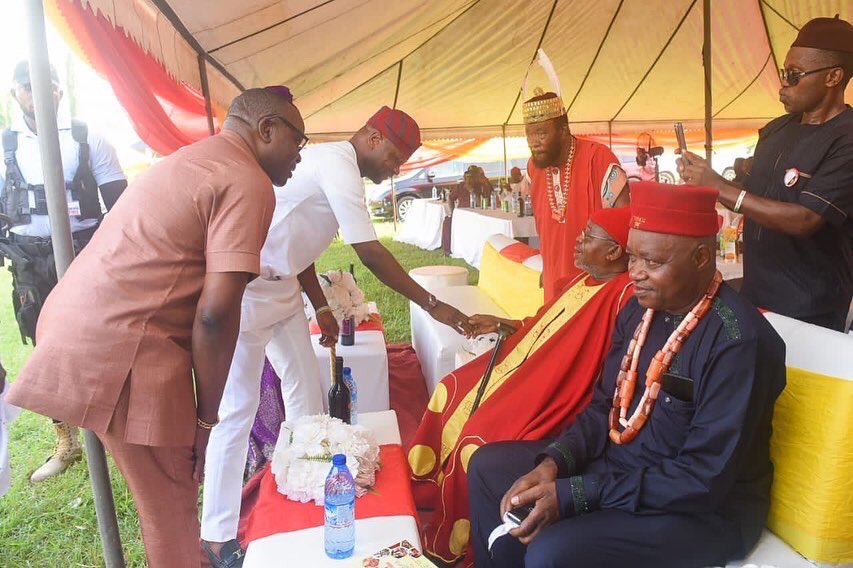 officialjandor's tweet photo. For generations that long predate the creation of Lagos state, Lagosians have have had a long and mutually beneficial relationship with our neighbours from the South East. Our relationship is so strong that sizeable population of Igbo people have made Lagos their home. https://t.co/EN6KlfPWrP
