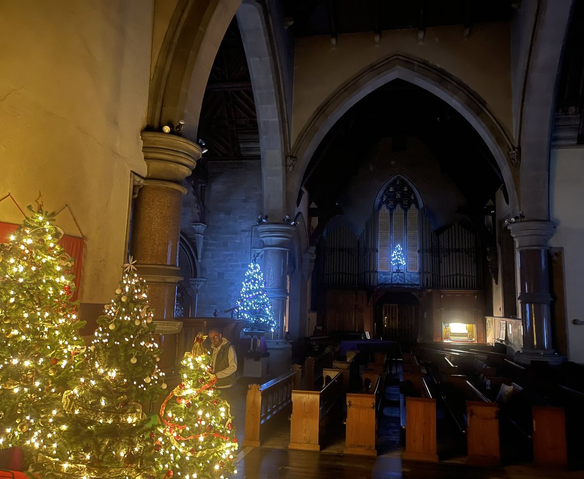 StEdmundsRoch's tweet image. #ThankYou #Rochdale #YourAmazing 👏👏 we are truly overwhelmed by the #Fabulous Items That you have #Donated #Knitted Etc for our #Ukraine Appeal @RotaryRochdale @RochdaleCouncil @RochdaleOnline @TheCCT @MENnewsdesk @UKMed #GivingToUkraine @howard_bowden @RochUnitarians 🇺🇦🇬🇧